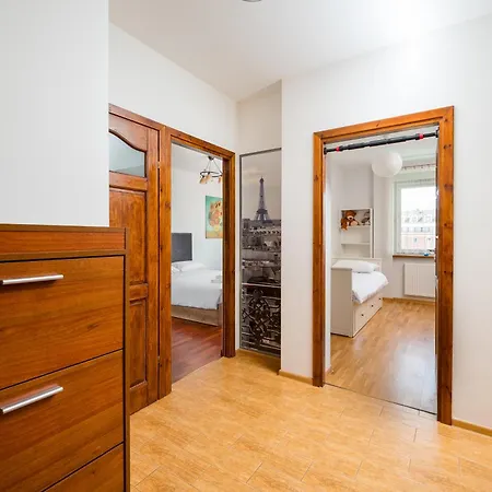 Mlociny Spacious *